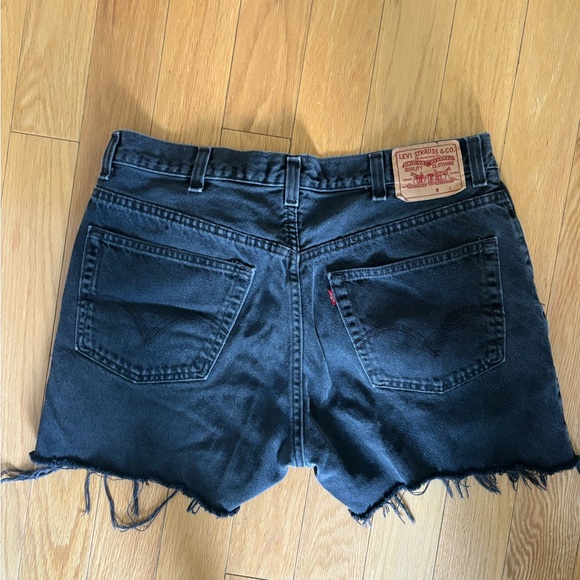 Levi’s cut off shorts - Picture 2 of 7